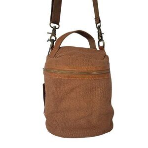 WOMEN'S TSD Pine Hill Bucket Bag.  New With Defect $113